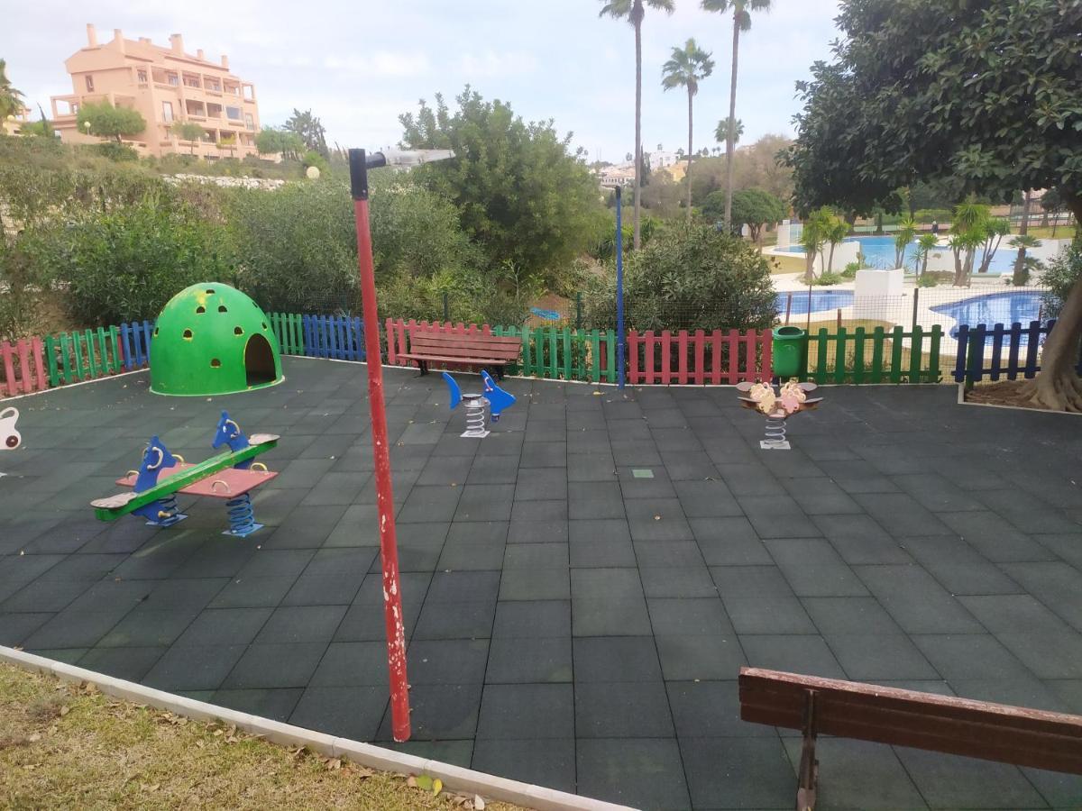 شقة مالقة  في Playa Marina Club Pretty House المظهر الخارجي الصورة